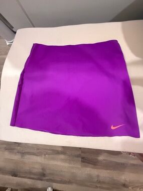 Nike Power Spin tennis skirt